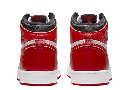 NIKE Air Jordan 1 HIGH OG （1613） Amazon.com | Jordan Boy's Air 1 Retro High OG (Big Kid
